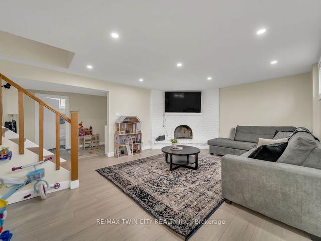 75 Bettley Cres, House detached with 3 bedrooms, 2 bathrooms and 3 parking in Kitchener ON | Image 19