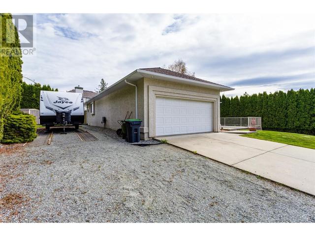 2141 Faulkner Court, House detached with 4 bedrooms, 2 bathrooms and 2 parking in West Kelowna BC | Image 56