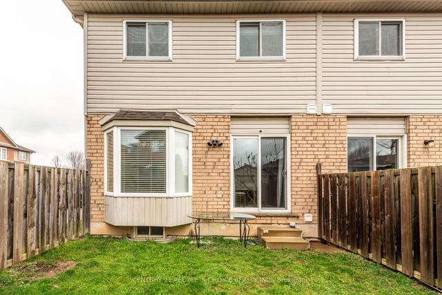 7 - 1540 Upper Gage Ave, Townhouse with 3 bedrooms, 3 bathrooms and 2 parking in Hamilton ON | Image 26