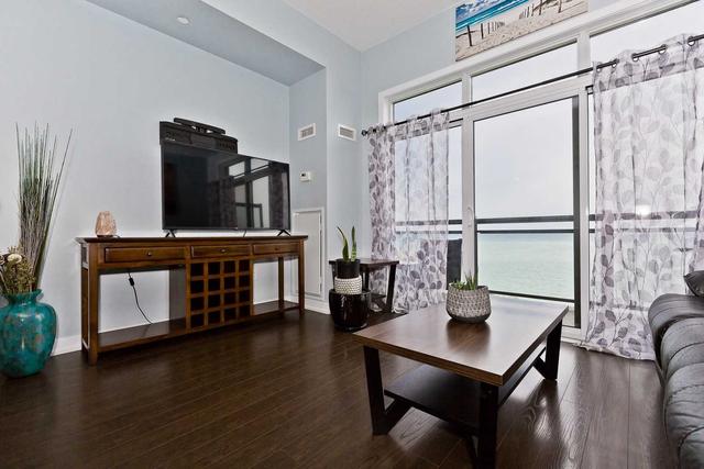 428 - 35 Southshore Cres, Condo with 1 bedrooms, 1 bathrooms and 1 parking in Hamilton ON | Image 5