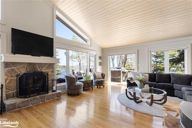 1215 Ronville Road, House detached with 6 bedrooms, 3 bathrooms and 8 parking in Lake of Bays ON | Image 13