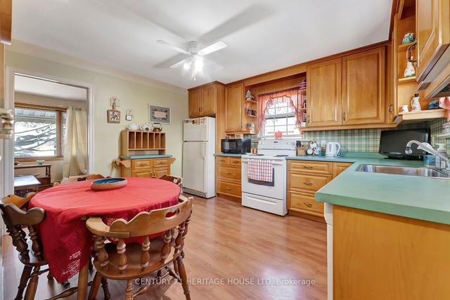 20 Horner St, House detached with 3 bedrooms, 2 bathrooms and 5 parking in Brantford ON | Image 27