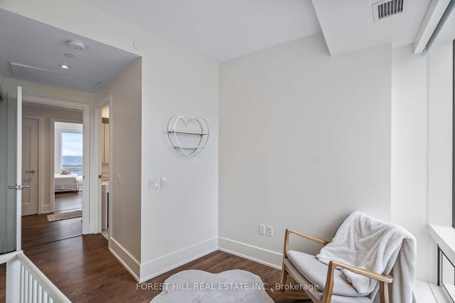 4510 - 10 York St, Condo with 3 bedrooms, 3 bathrooms and 1 parking in Toronto ON | Image 18