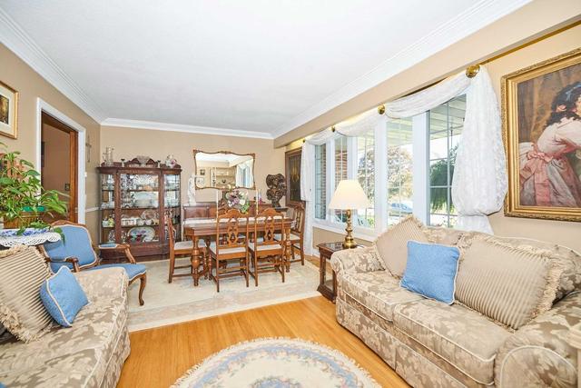 27 Woodcrest Dr, House detached with 3 bedrooms, 2 bathrooms and 5 parking in St. Catharines ON | Image 34