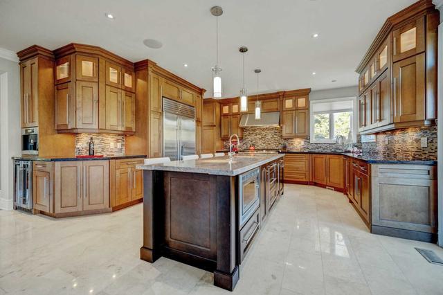 7 Bushberry Crt, House detached with 4 bedrooms, 5 bathrooms and 8 parking in Markham ON | Image 5
