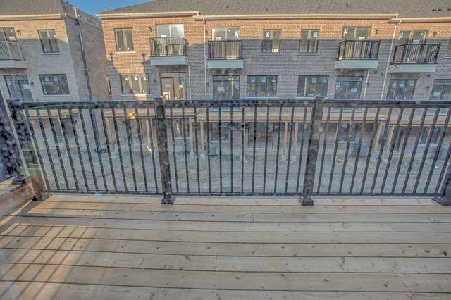11 Augustus Terr, Townhouse with 3 bedrooms, 4 bathrooms and 2 parking in Toronto ON | Image 11