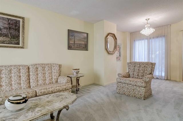 26 Augusta Crt, House attached with 3 bedrooms, 2 bathrooms and 3 parking in Markham ON | Image 36