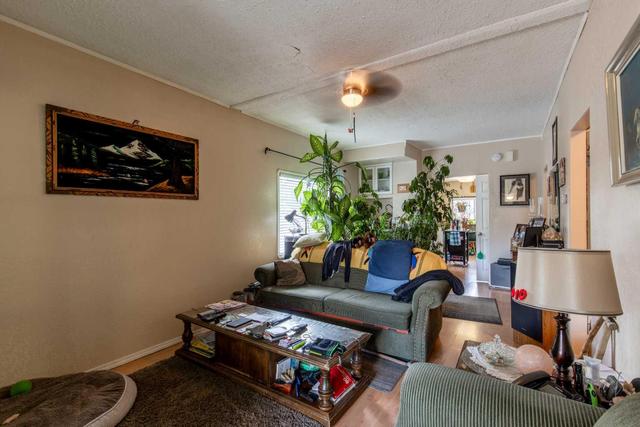 1019 Dominion Street Se, House detached with 2 bedrooms, 1 bathrooms and 3 parking in Medicine Hat AB | Image 6