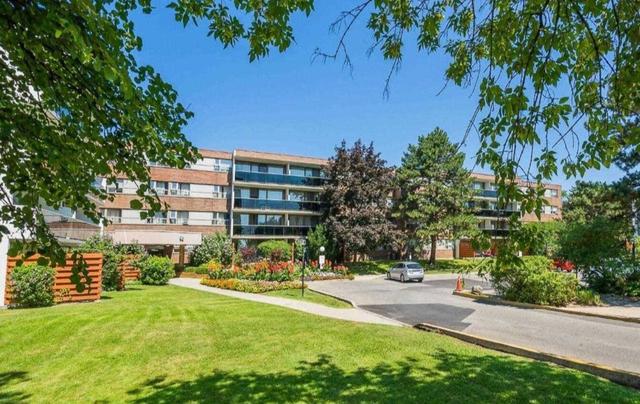 417 - 40 Sunrise Ave, Condo with 3 bedrooms, 1 bathrooms and 1 parking in Toronto ON | Image 16