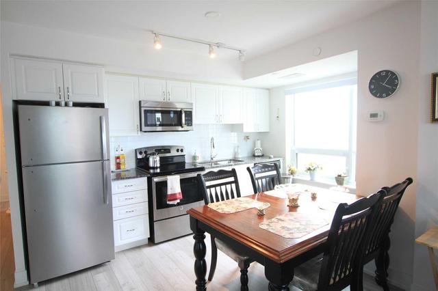 1302 - 1215 Bayly St, Condo with 2 bedrooms, 2 bathrooms and 1 parking in Pickering ON | Image 5
