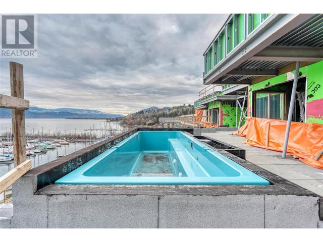 205 - 13415 Lakeshore Drive, Condo with 3 bedrooms, 2 bathrooms and 2 parking in Summerland BC | Image 9