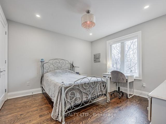 35 Orlando Blvd, House detached with 4 bedrooms, 5 bathrooms and 8 parking in Toronto ON | Image 15
