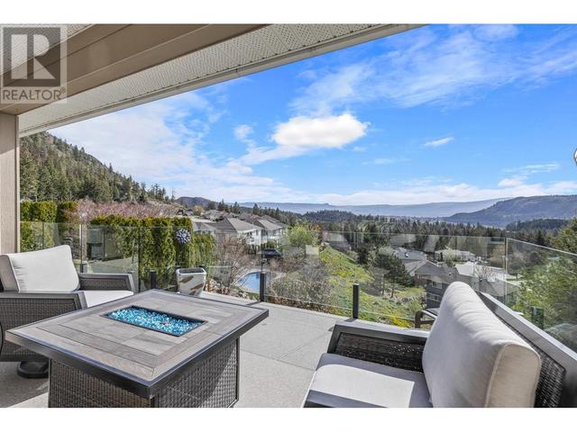 2264 Shannon Hills Drive, House detached with 3 bedrooms, 3 bathrooms and 4 parking in West Kelowna BC | Image 15