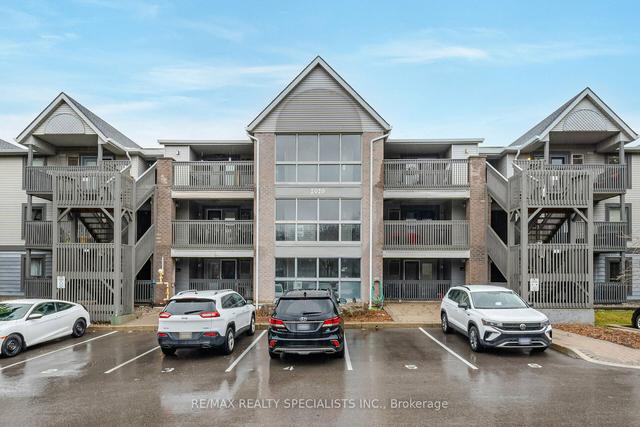 304 - 2020 Cleaver Ave, Condo with 1 bedrooms, 1 bathrooms and 1 parking in Burlington ON | Image 1