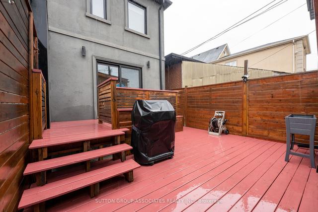 142 Earlscourt Ave, House semidetached with 3 bedrooms, 3 bathrooms and 1 parking in Toronto ON | Image 15