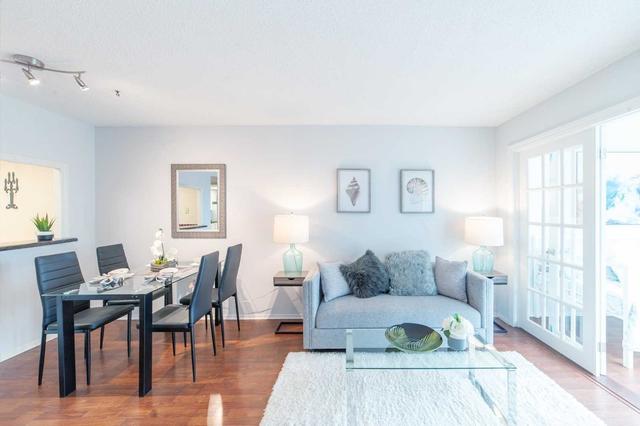 803 - 725 King St W, Condo with 2 bedrooms, 1 bathrooms and 1 parking in Toronto ON | Image 29