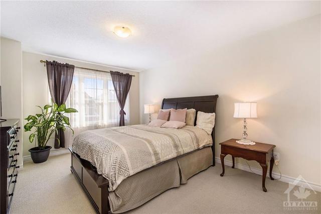 215 Via San Marino Street, Townhouse with 3 bedrooms, 3 bathrooms and 2 parking in Ottawa ON | Image 13