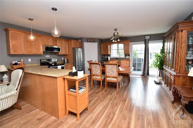 5573 Meadowbrook Drive, Home with 2 bedrooms, 2 bathrooms and 3 parking in South Dundas ON | Image 10