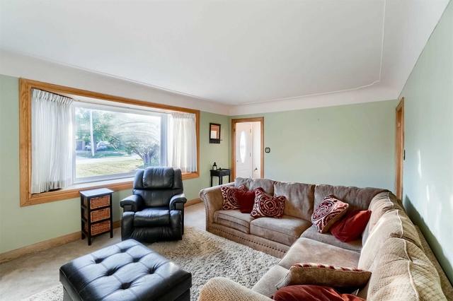 1077 Clearview Ave, House detached with 2 bedrooms, 2 bathrooms and 10 parking in Burlington ON | Image 21