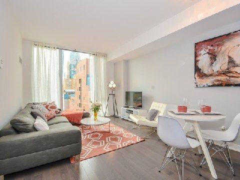 703 - 1 Market St, Condo with 1 bedrooms, 1 bathrooms and null parking in Toronto ON | Image 2