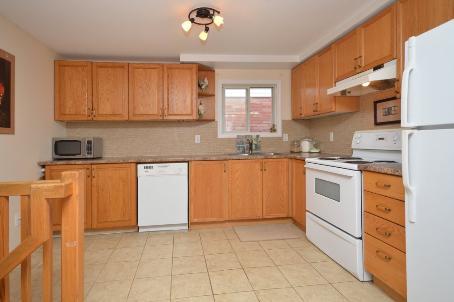 62 Amelia St, House detached with 3 bedrooms, 2 bathrooms and 2 parking in Orangeville ON | Image 2