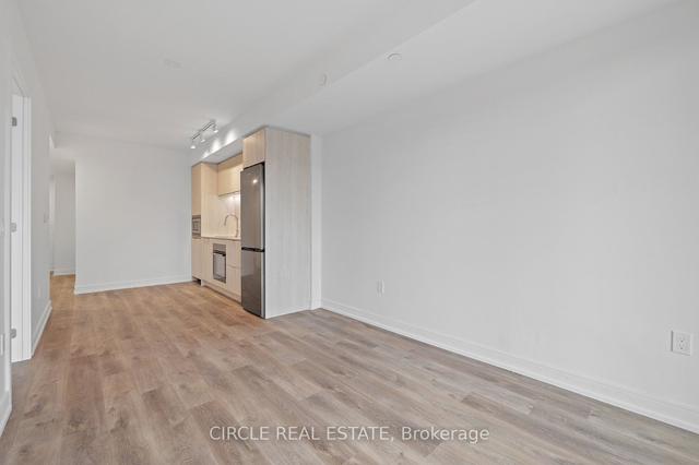 1007 - 1 Jarvis St, Condo with 1 bedrooms, 2 bathrooms and 0 parking in Hamilton ON | Image 9