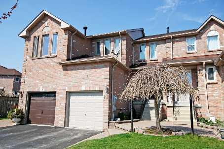 81 Pinebrook Cres, House attached with 3 bedrooms, 2 bathrooms and 1 parking in Whitby ON | Image 1