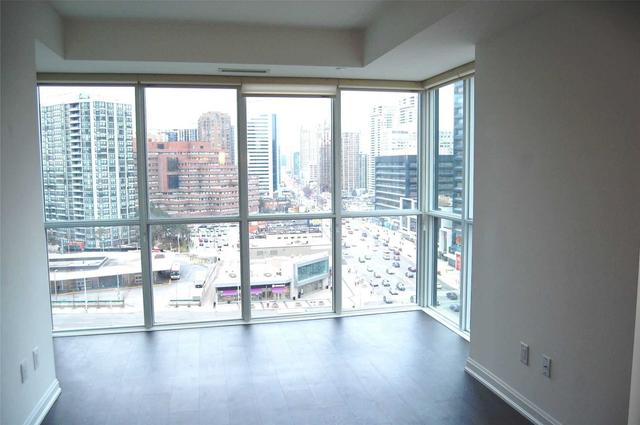 908 - 9 Bogert Ave, Condo with 2 bedrooms, 2 bathrooms and 1 parking in Toronto ON | Image 25