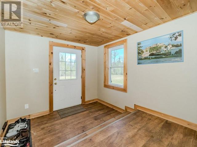 1267 Silver Lake Road, House other with 2 bedrooms, 2 bathrooms and 14 parking in Gravenhurst ON | Image 5
