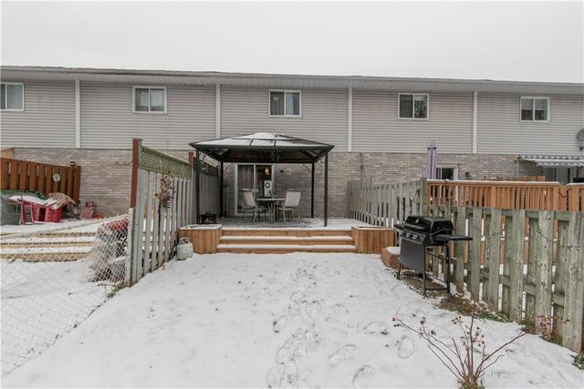 2114 Tollgate Road W, Townhouse with 2 bedrooms, 1 bathrooms and 3 parking in Cornwall ON | Image 26