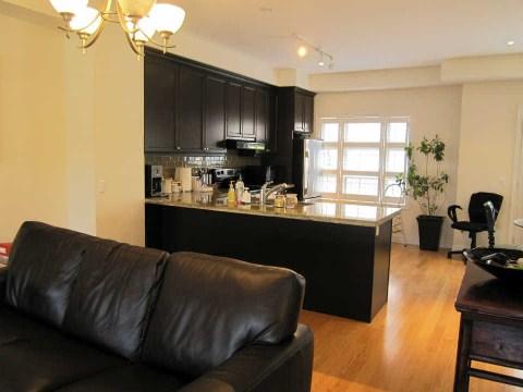 th15 - 2460 Prince Michael Dr, Townhouse with 3 bedrooms, 3 bathrooms and null parking in Oakville ON | Image 5