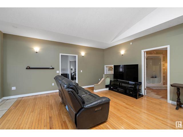 11318 110a Av Nw, House detached with 4 bedrooms, 3 bathrooms and null parking in Edmonton AB | Image 18