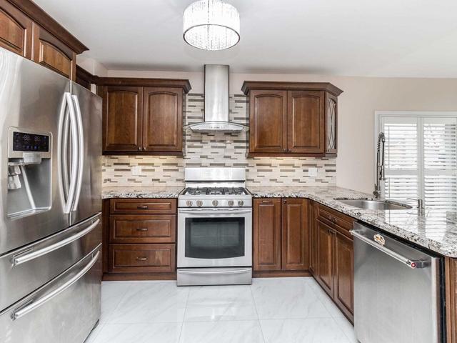 11 Nickel Cres, House detached with 4 bedrooms, 4 bathrooms and 6 parking in Brampton ON | Image 31