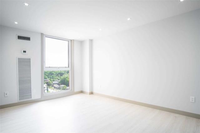 1803 - 270 Scarlett Rd, Condo with 3 bedrooms, 2 bathrooms and 1 parking in Toronto ON | Image 14