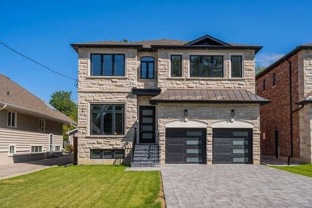 61 Moray Ave, House detached with 4 bedrooms, 6 bathrooms and 10 parking in Richmond Hill ON | Image 1