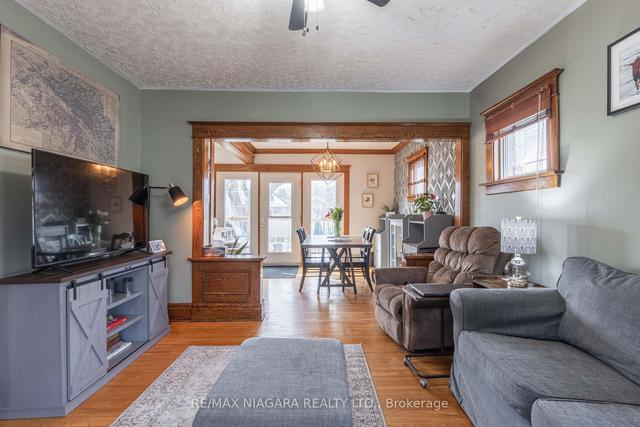 4986 Willmott St, House detached with 3 bedrooms, 2 bathrooms and 1 parking in Niagara Falls ON | Image 25
