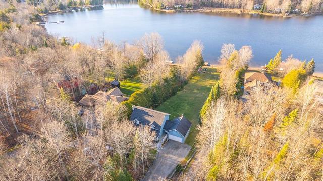 2531 Kashagawigamog Lake Rd, House detached with 4 bedrooms, 2 bathrooms and 9 parking in Minden Hills ON | Image 35