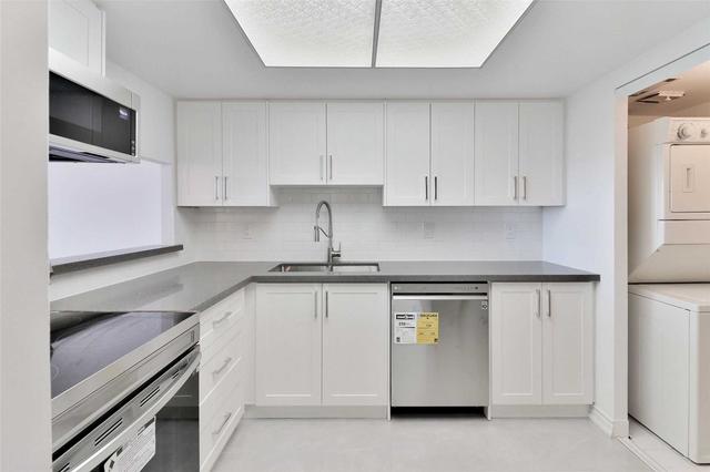 809 - 30 Thunder Grve, Condo with 1 bedrooms, 1 bathrooms and 1 parking in Toronto ON | Image 5