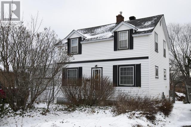 20 Tuckett St, House detached with 3 bedrooms, 1 bathrooms and null parking in Sault Ste. Marie ON | Image 3