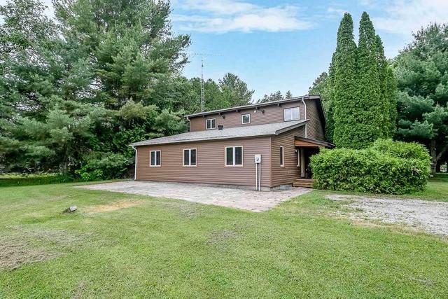 3-1099 Road 1200 Rd, House detached with 4 bedrooms, 2 bathrooms and 7 parking in Gravenhurst ON | Image 12