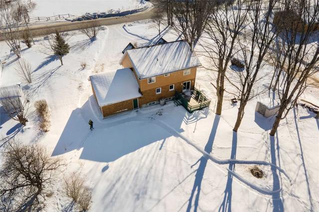 404 18 Concession Rd W, House detached with 4 bedrooms, 3 bathrooms and 18 parking in Tiny ON | Image 9