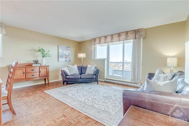 601 - 1705 Playfair Drive, Condo with 2 bedrooms, 2 bathrooms and 1 parking in Ottawa ON | Image 10