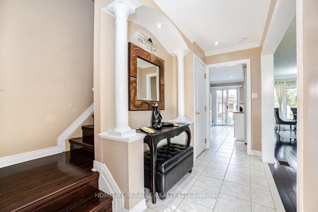 181 Cresthaven Rd, House detached with 3 bedrooms, 3 bathrooms and 5 parking in Brampton ON | Image 38