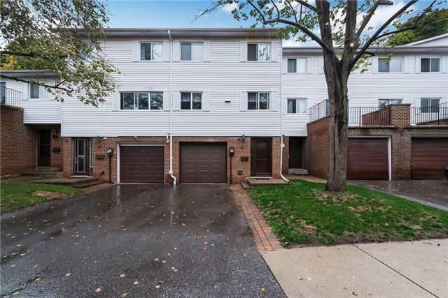 89 Jenny Wrenway Way, Townhouse with 3 bedrooms, 2 bathrooms and 2 parking in Toronto ON | Image 1