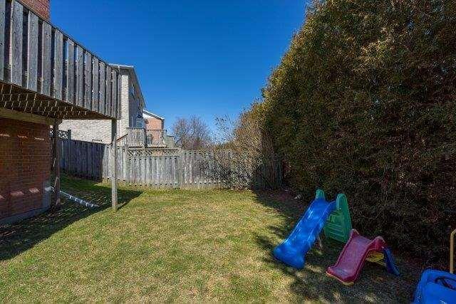 7 Birdsilver Gdns, House detached with 4 bedrooms, 4 bathrooms and 4 parking in Toronto ON | Image 12