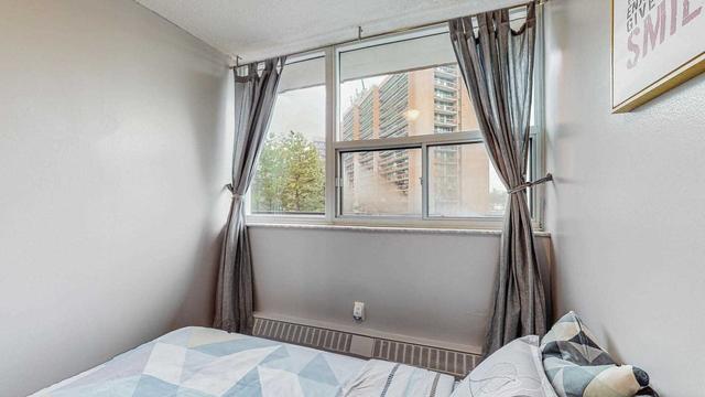 303 - 3501 Glen Erin Dr, Condo with 2 bedrooms, 1 bathrooms and 1 parking in Mississauga ON | Image 25