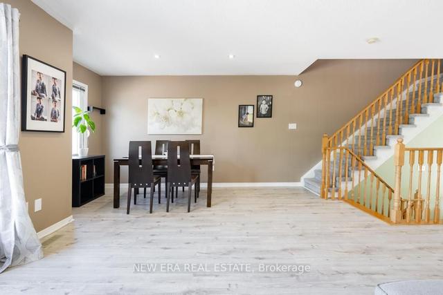48 Provincial Pl, House attached with 3 bedrooms, 3 bathrooms and 4 parking in Brampton ON | Image 7