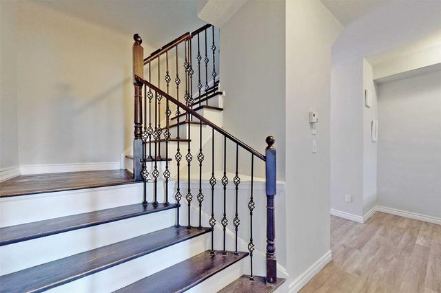 7 Boot Terr, House semidetached with 4 bedrooms, 5 bathrooms and 2 parking in Toronto ON | Image 10