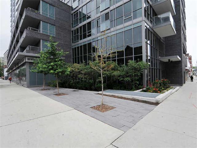 uph1717 - 320 Richmond St E, Condo with 1 bedrooms, 1 bathrooms and null parking in Toronto ON | Image 1