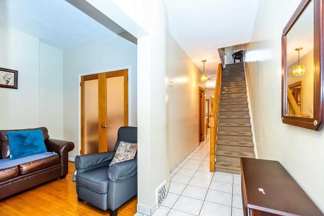 266 Delaware Ave, House attached with 3 bedrooms, 2 bathrooms and 1 parking in Toronto ON | Image 21